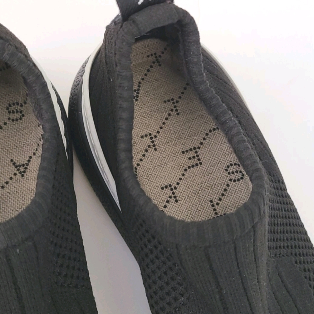 ❤️ SALE ❤️Stella McCartney black knit sneakers 39/9 - Picture 5 of 8